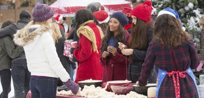 Vánoční věnec The Vampire Diaries